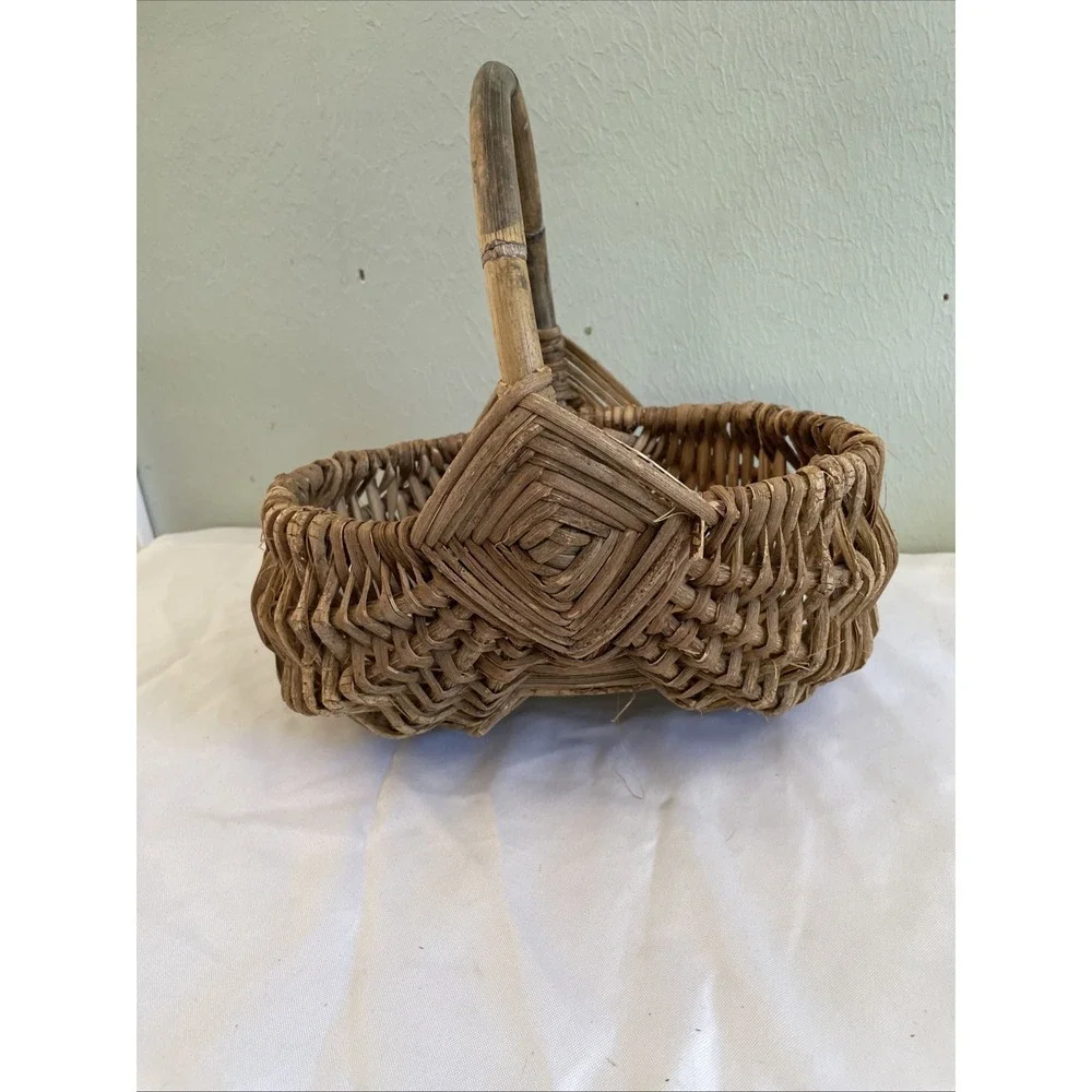 BUTTOCKS egg splint basket handmade rustic vintage primitive God's Eye 10x10x7‎